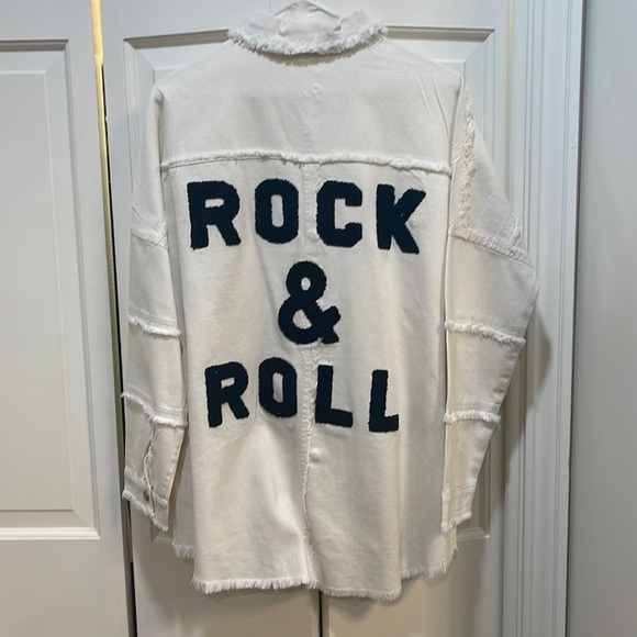 Elan Tops - Elan Rock & Roll Shacket